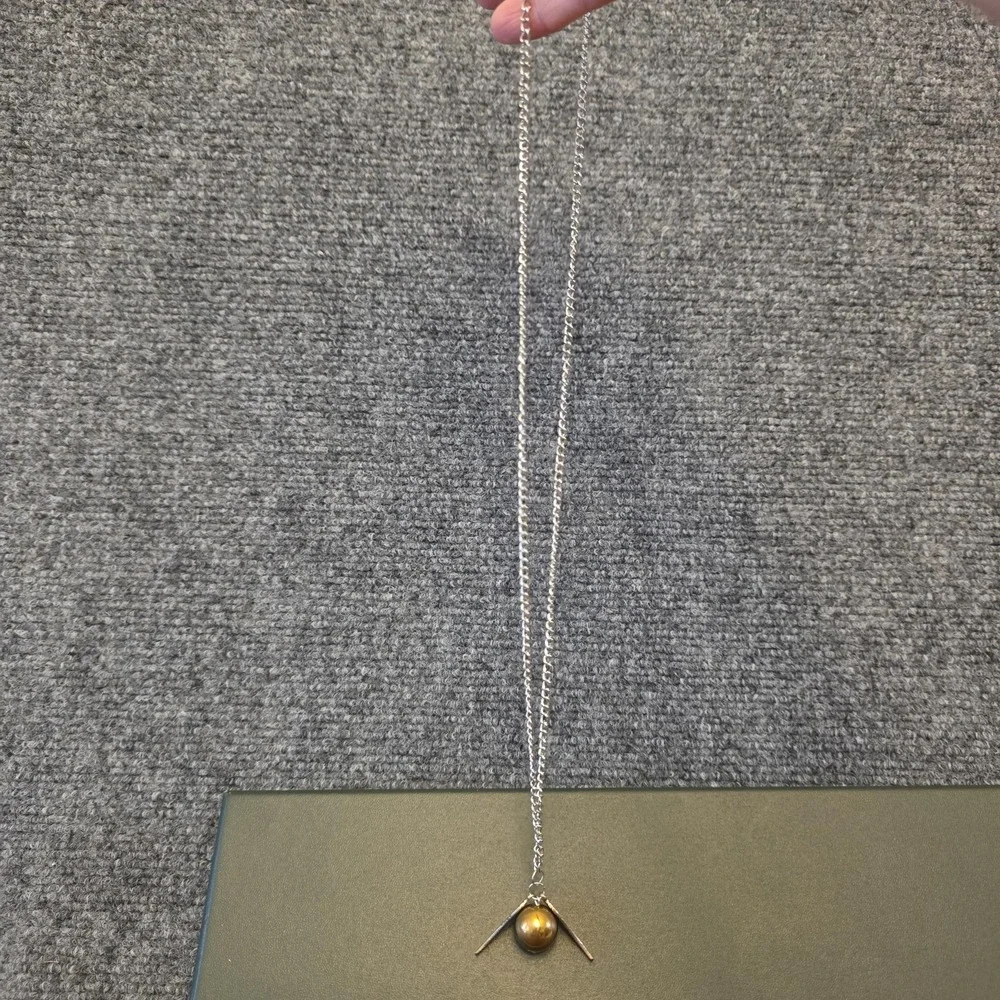 Warner Bros Harry Potter Noble Collection Wand Box Snitch Necklace Set